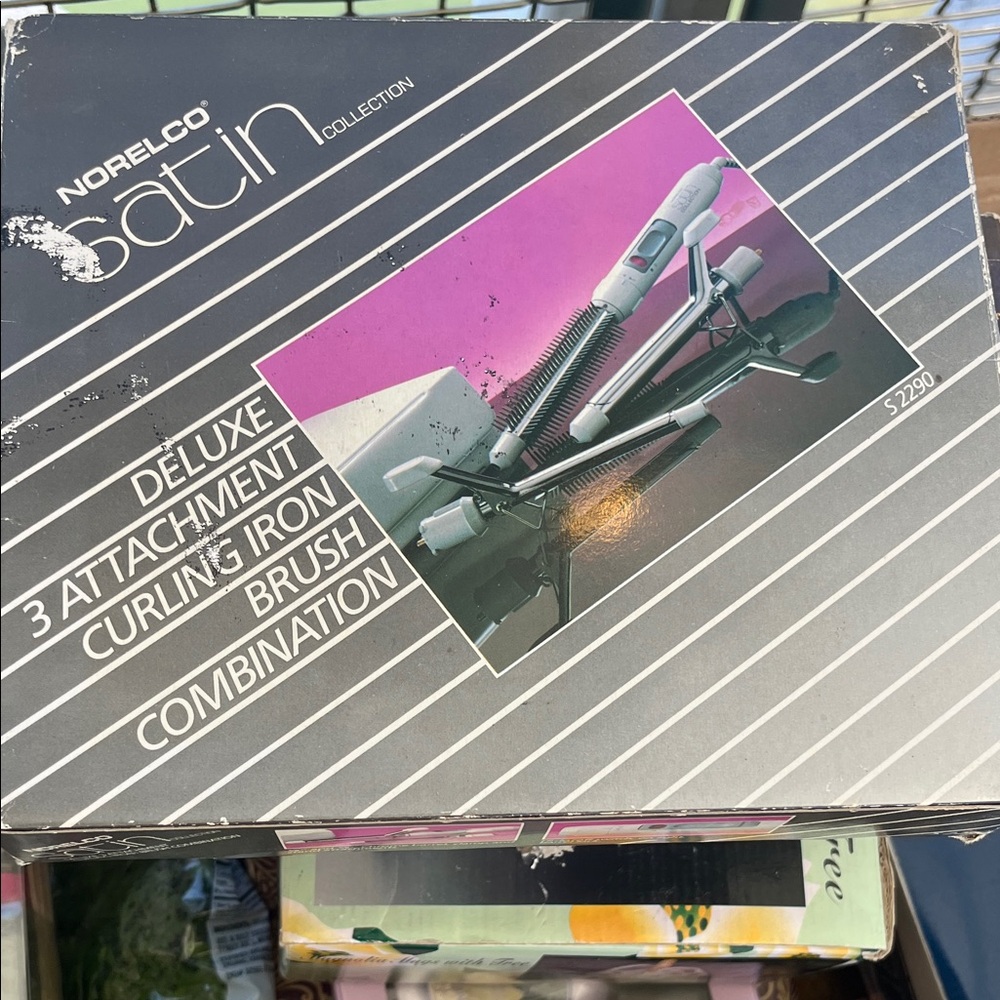 Norelco Satin Deluxe Curling Iron Brush